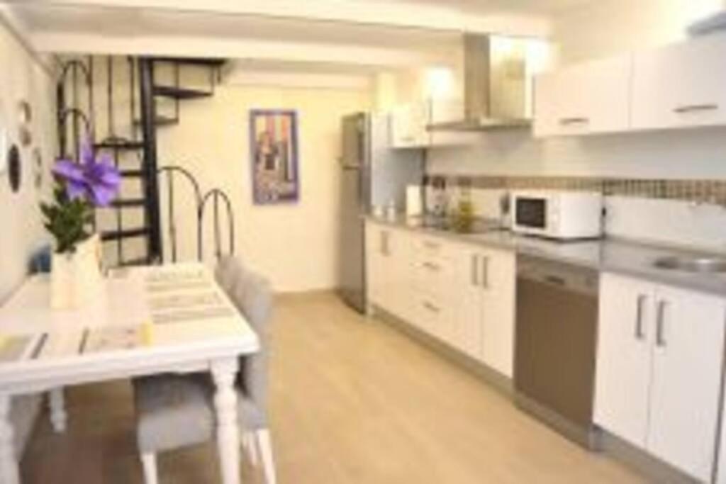Apartamento Veedor Bulevar De Los Suenos Кадис Экстерьер фото