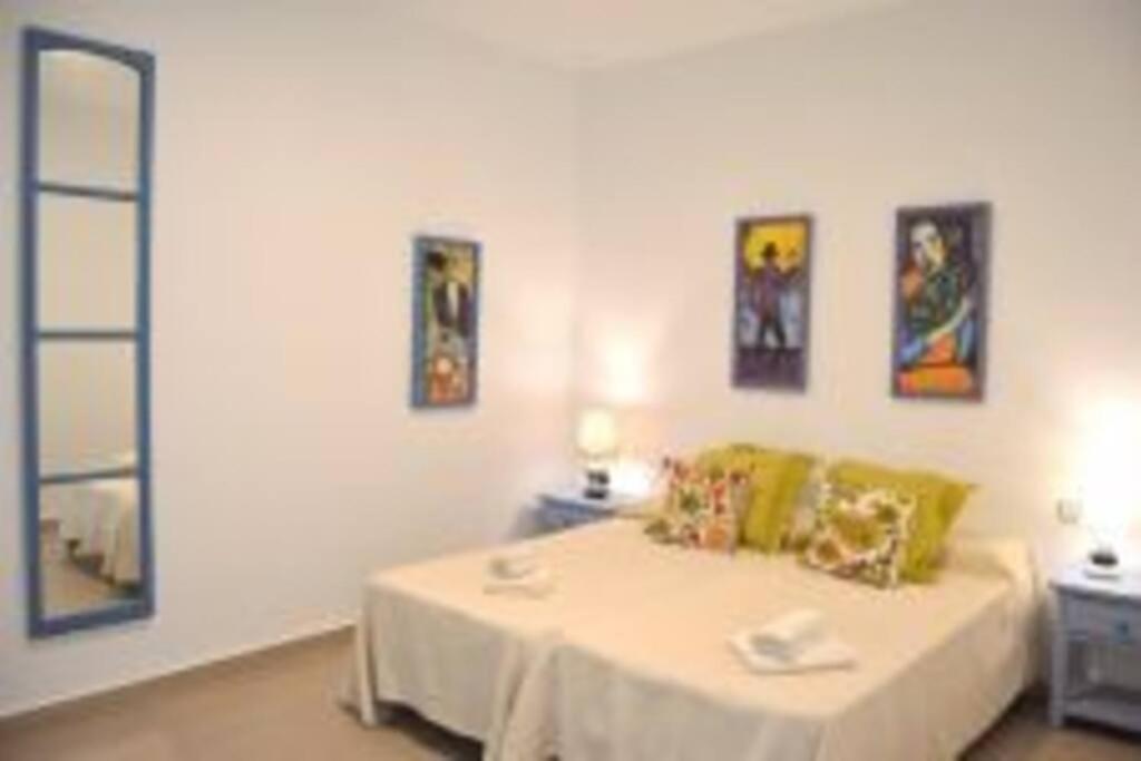 Apartamento Veedor Bulevar De Los Suenos Кадис Экстерьер фото